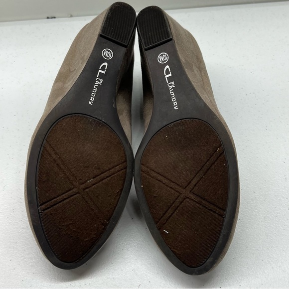 Chinese Laundry Women’s Taupe Faux Suede Niesha Wedges Shoes - Size 10 - Picture 6 of 10